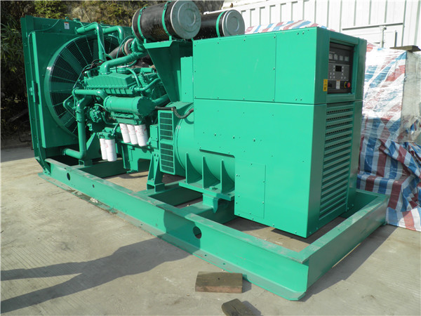 望都出租发电机 发电机组厂家：柴油发电机组的控制屏的作用是什么？