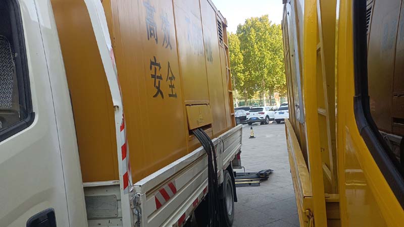 望都如何判断柴油发电机组和UPS电源的切换时间是否符合要求？