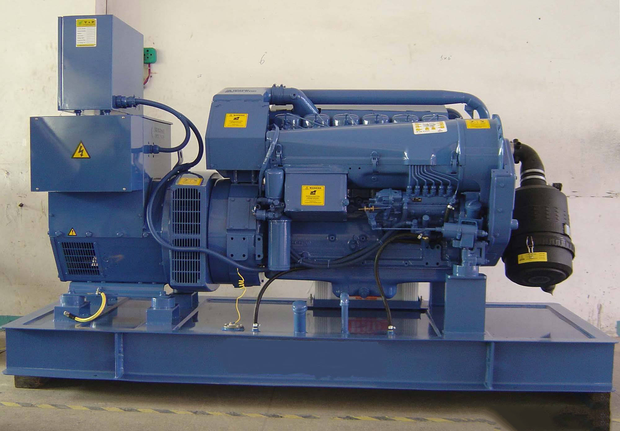 望都汽油发电机组冬季启动前，电瓶需要做哪些检查和维护？